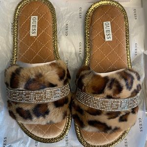 GUESS Slippers